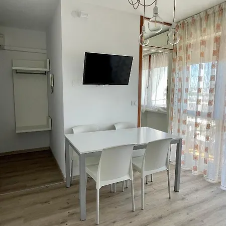 Appartement Condominio Centrale 219 *